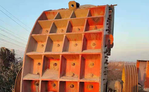 二手重锤鼎力1512锤式破碎机